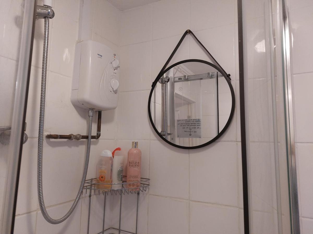 Dream Basildon Apartment Екстериор снимка